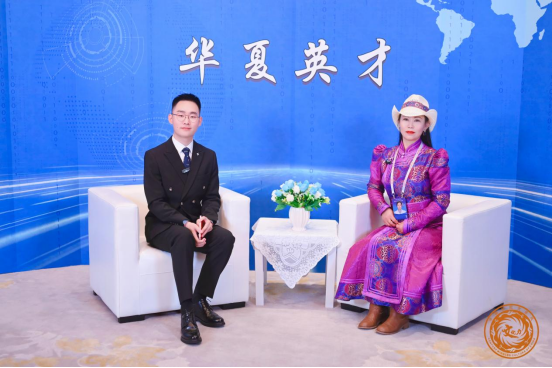 第二十六届世纪大采风品牌人物年度盛典在厦门圆满举行  包氏正骨第五代传承人蒙医医院院长包红梅受邀出席