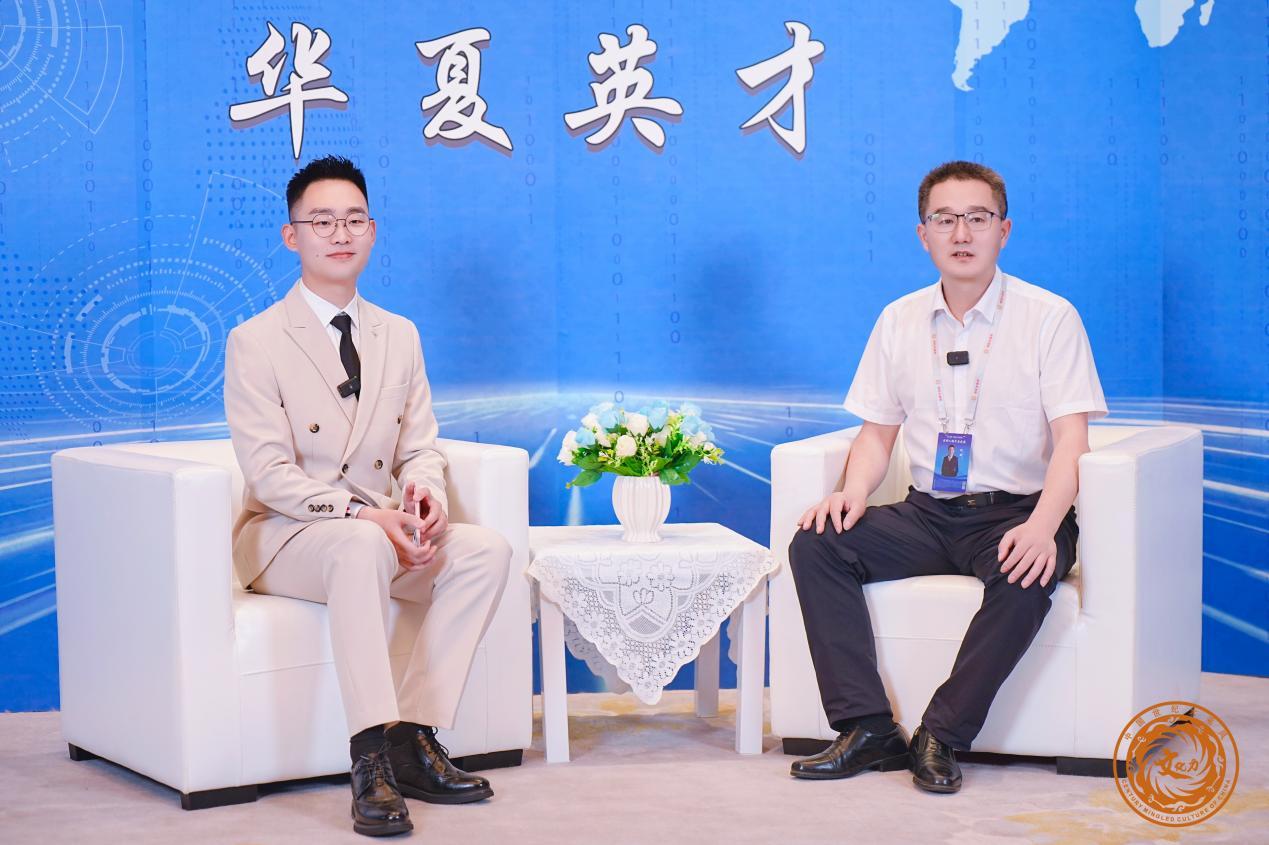林敏携福建鸿蒙团队亮相第二十六届世纪大采风品牌人物年度盛典